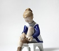 Статуэтка Фарфоровая фигура (стату…