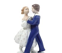 Статуэтка Фарфоровая фигура (стату…