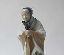 Статуэтка The translation of the t…