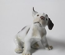 Статуэтка 塞林汉姆猎犬幼犬。丹麦，哥本哈根，Bing ...