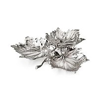 Статуэтка 银质餐盘 3片葡萄叶 Buccellati ...