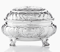 Статуэтка Silver sugar bowl (box).…