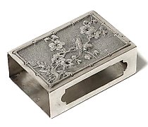 Статуэтка "Silver box for matchbox…
