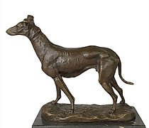 Статуэтка The text translates to "…