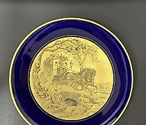 Статуэтка 西奥多·克尔纳。墙面盘 “旧邮车在扎克森堡”...