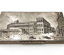 Статуэтка The translated text "Ш...