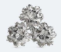 Статуэтка 银色三片式花卉盛盘 Buccellati