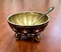 Статуэтка Salt shaker with spoon, …