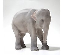 Статуэтка Фарфоровая статуэтка "Сл…