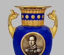 Статуэтка Большaя ваза KPM Гeрмани…