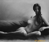 Статуэтка "Naked on the sofa Paper…