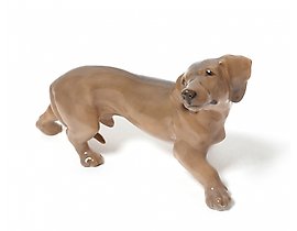 陶瓷小雕像 "腊肠犬"。皇家哥本哈根。