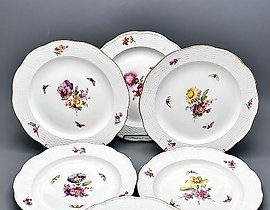 Dinner plates by KPM from the Kaiser Wilhelm II service, Germany, 1908.