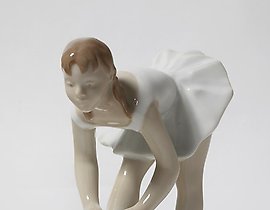 瓷制芭蕾舞者雕像 Bing Grondahl