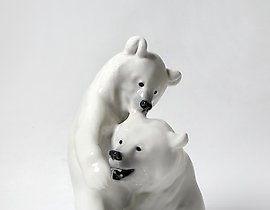 A pair of playing bears. Denmark, Copenhagen, Royal Copenhagen, 1898 - 1923.