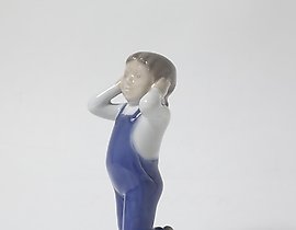 "I do not hear evil. Denmark, city of Copenhagen, Royal Copenhagen."