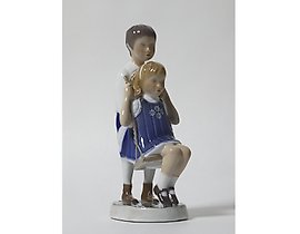 愉快的飞行。丹麦，哥本哈根，Bing & Grondahl