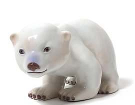 Белый полярный медвежонок. Дания, г. Копенгаген, Bing & Grondahl