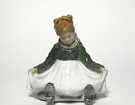 阿马格尔的小女孩。丹麦，哥本哈根，皇家哥本哈根