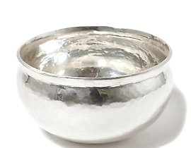 Silver designer vase (bowl). Sweden, 1988. Designer Roland Lantz.