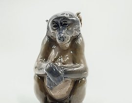Porcelain figure (statuette) "Pregnant Monkey," Royal Copenhagen