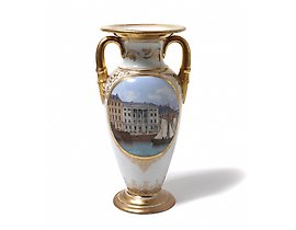 Porcelain vase with a view of the historic building in Copenhagen - the Gustmeyer House.