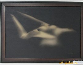 The translation of "Грация 4 холст" into English is "Grace 4 canvas."