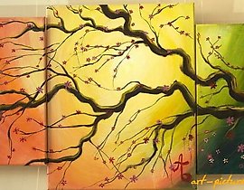 The translation of the text "ДЕРЕВО ЛЮБВИ масло холст" into English is "TREE OF LOVE oil on canvas."