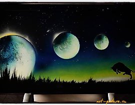 The translation from Russian to English is "Taurus spray paint art."