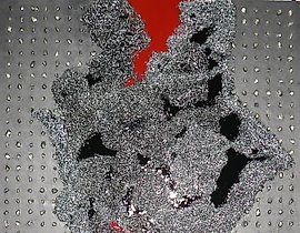 The translation of "Красная зона смешанная техника" into English is "Red zone mixed techniques."