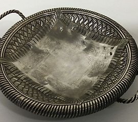 非常罕见的20世纪初的银质面包盒