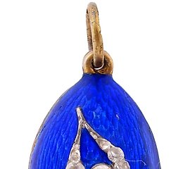 俄罗斯银饰蛋形吊坠，镀金，珐琅和钻石装饰