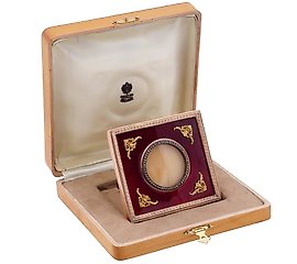 俄罗斯帝国银制玉镶嵌珐琅装饰