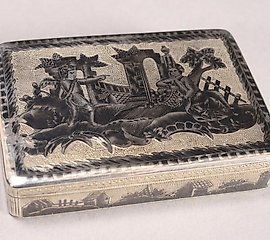 带有“莫斯科，1808年”标记的盒子