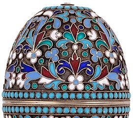 俄罗斯镀金银蛋上的彩釉复活节蛋