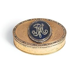 TWO-COLORED GOLD TOBACCO BOX, ENAMELS AND BRILLIANTS, 19TH CENTURY...