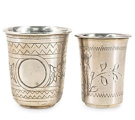 三个俄罗斯银色酒杯套装