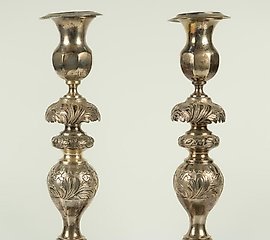 安息日的一对银烛台。