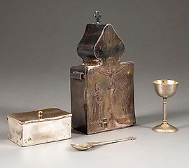 TRAVEL SET FOR FIRST HOLY COMMUNION