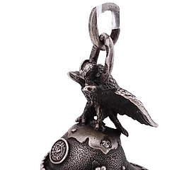 皇家俄罗斯银蛋形吊坠，镶有天青石。