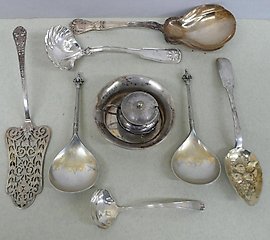 Collection of Georgian and later silver spoons and forks - 5...