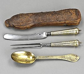 Serving cutlery with silver