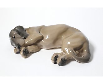 Фарфоровая статуэтка "Такса". Royal Copenhagen