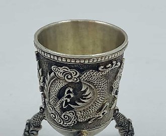Стопка серебряная Дракон