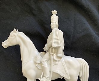 Фарфоровая статуэтку «ВСАДНИК АНДРАШ ХАДИК ФОН ФУТАК» HEREND