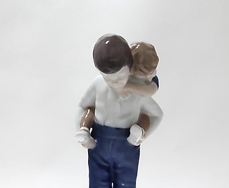 Наездница. Дания, г. Копенгаген, Bing & Grondahl