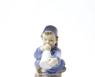 Мальчик с рожком. Дания, г. Копенгаген, Royal Copenhagen