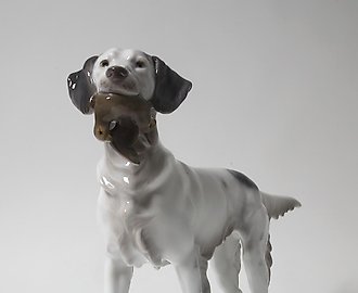 Сеттер с куропаткой. Дания, г. Копенгаген, Bing & Grondahl