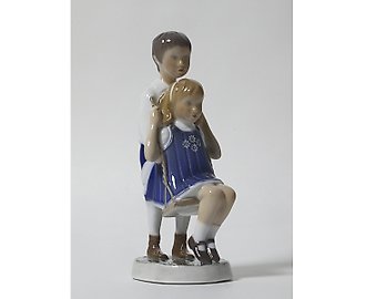 Радостный полет. Дания, г. Копенгаген, Bing & Grondahl