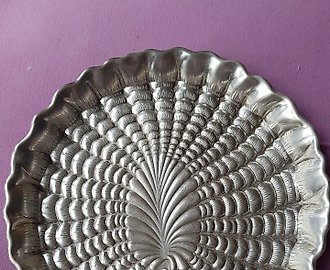 Серебряная тарелка лист водяной лилии Buccellati серебро 30 см.